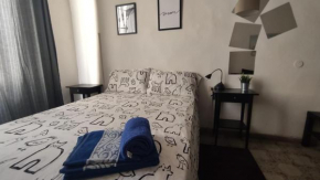 TommyRoom, Florence